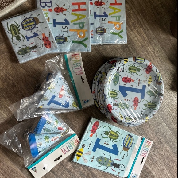 1st Birthday Party Decor - Picture 3 of 3